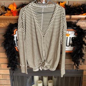 Dex sweater